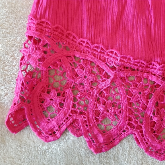 Pink Crochet Off Shoulder Lace Hem Blouse - Picture 2 of 9
